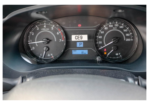 Toyota Hilux Double Cab Automatic 2.7L 2026 - White