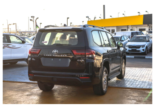 Toyota Land Cruiser GXR 2026 Model Year - Black/Beige