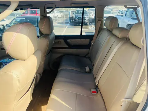 2004 Toyota Land Cruiser 300 GXR White Petrol Automatic Used
