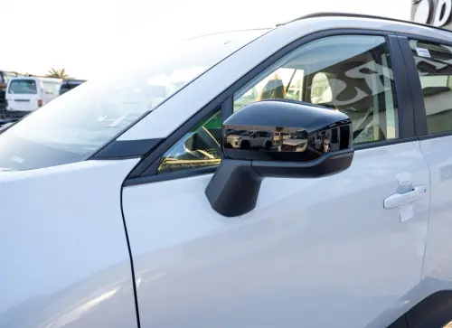 تويوتا راف فور 2.0L بنزين موديل 2026 جديدة - أبيض