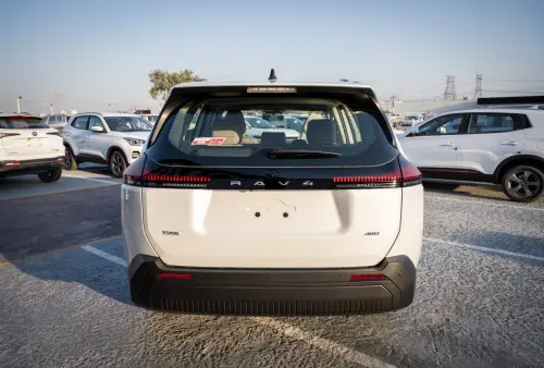 تويوتا راف فور 2.0L بنزين موديل 2026 جديدة - أبيض