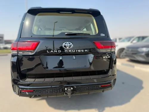 تويوتا لاند كروزر VXR 4.0L V6 2026 جديدة - أسود 