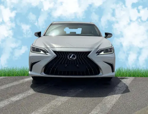 Lexus ES300h Hybrid 2025 Model Year White Exterior