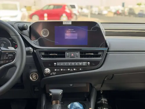 Lexus ES300h Hybrid 2025 Model Year White Exterior