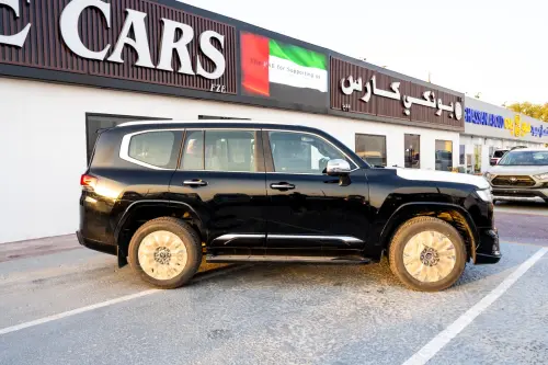 تويوتا لاند كروزر VXR موديل 2026 ديزل جديدة - أسود