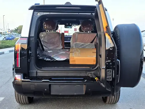 ROX 01 EREV 2026 Model Year Black Exterior