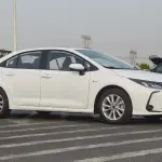 2025 Toyota Corolla 1.8 Hybrid White Exterior Black Interior - Thumbnail 2