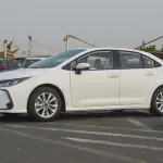 2025 Toyota Corolla 1.8 Hybrid White Exterior Black Interior - Thumbnail 3