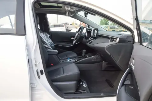 2025 Toyota Corolla 1.8 Hybrid White Exterior Black Interior