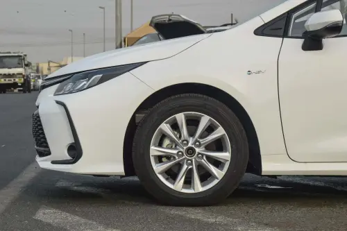 2025 Toyota Corolla 1.8 Hybrid White Exterior Black Interior