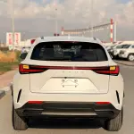 لكزس NX250 بليتينيوم 2.5L مستعملة 2024 - أبيض  - Thumbnail 4