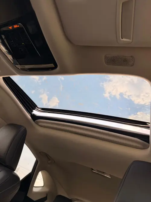 لكزس NX250 بليتينيوم 2.5L مستعملة 2024 - أبيض 