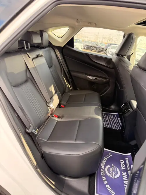 لكزس NX250 بليتينيوم 2.5L مستعملة 2024 - أبيض 