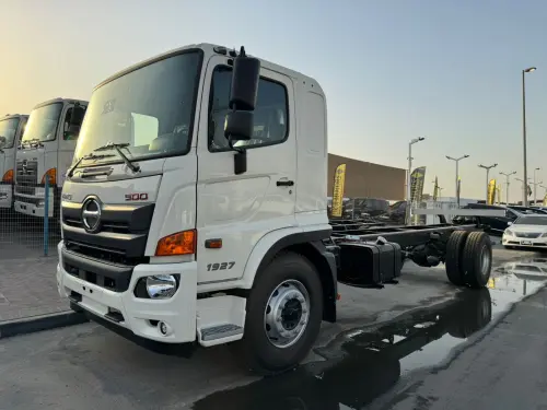 2024 Hino 500 Series 1927 Diesel Manual White