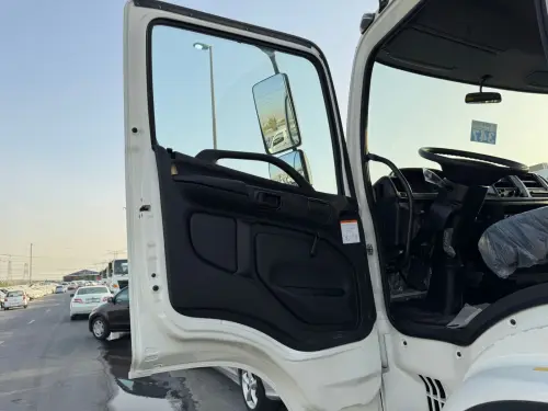 2024 Hino 500 Series 1927 Diesel Manual White