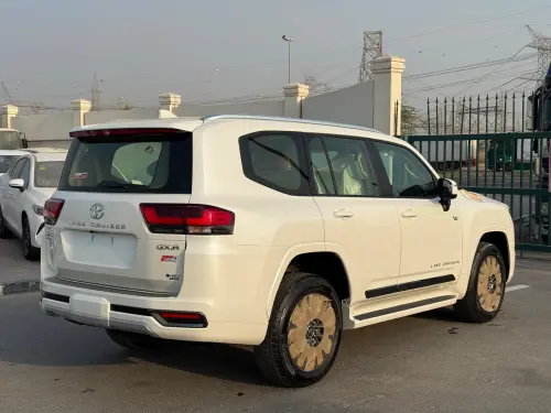 Toyota Land Cruiser 300 GXR 2026 Model Year 3.5L hybrid White Color Exterior
