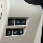 Toyota Land Cruiser 300 GXR 2026 Model Year 3.5L hybrid White Color Exterior - Thumbnail 19