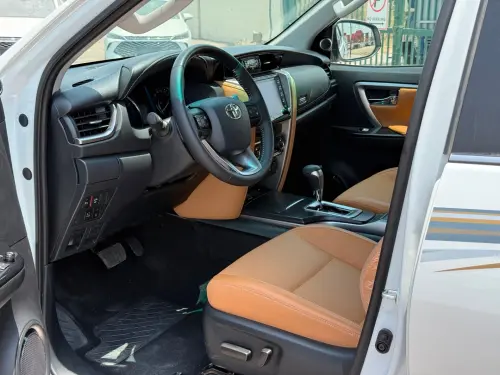 Toyota Fortuner Full Option 4.0L Petrol 2025 Model Year White Color Exterior