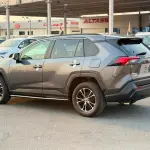 تويوتا RAV4 LE أوتوماتيك 2019 - لون رمادي - Thumbnail 5