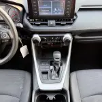 تويوتا RAV4 LE أوتوماتيك 2019 - لون رمادي - Thumbnail 13