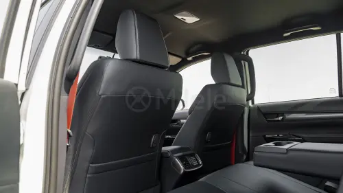 TOYOTA HILUX GRS 4.0P AT MODEL YEAR 2026 WHITE COLOR