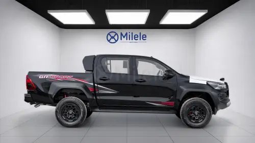 TOYOTA HILUX DC GR SPORT 2.4L 2026 MODEL YEAR BLACK COLOR