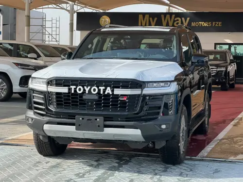 Toyota Land Cruiser GR Sport 3.3L Diesel 2026 Black Exterior
