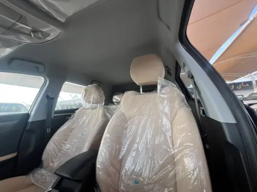KAIYI 3X PRO 2024 Model Year 1.5 Black Exterior Beige Interior