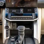 Toyota Land Cruiser VX 2026 Diesel 3.3L Automatic Black / Beige - Thumbnail 6