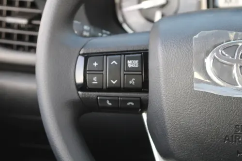 Toyota Hilux Comfort 2026 Model Year 2.7 Petrol Automatic - White