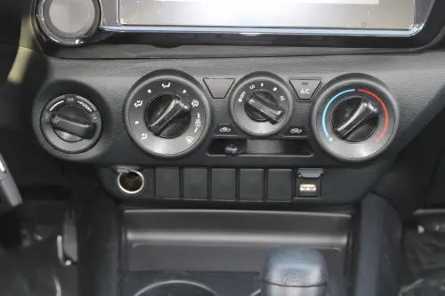 Toyota Hilux Comfort 2026 Model Year 2.7 Petrol Automatic - White