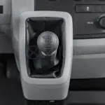 Toyota HiAce HR 13 Seater 2026 3.5L V6 Petrol Manual White - Thumbnail 21