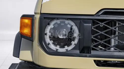 Toyota Land Cruiser LC 79 4.0P Model Year 2025 - Beige (Sandy Taupe)