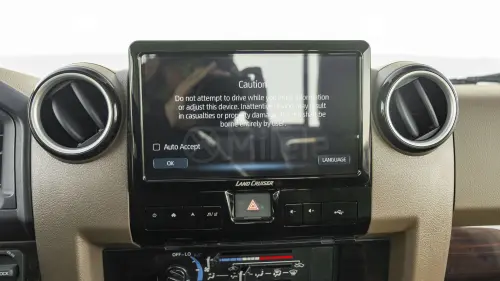 Toyota Land Cruiser LC 79 4.0P Model Year 2025 - Beige (Sandy Taupe)