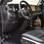 Jeep Wrangler Rubicon 2.0L turbo 2026 Model Year - Black - Thumbnail 11