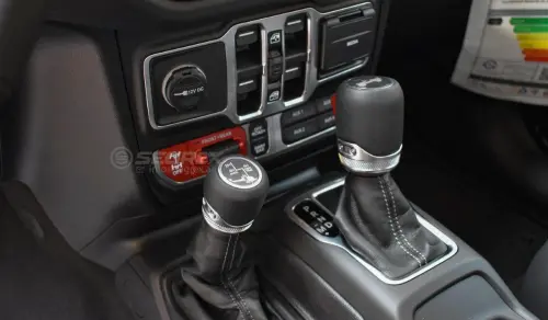 Jeep Wrangler Rubicon 2.0L turbo 2026 Model Year - Black