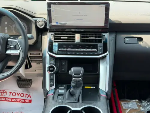 Toyota Land Cruiser LC300 VXR 3.5L TT 2026 Model Year White Exterior