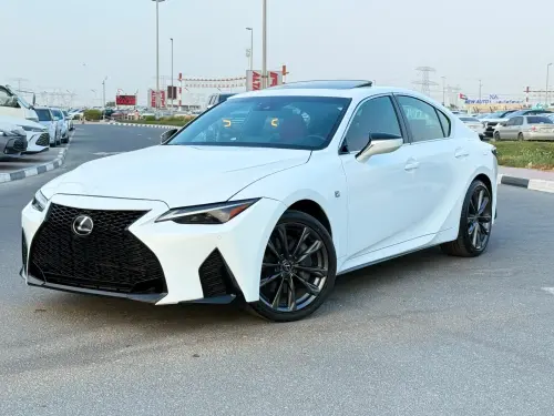 لكزس IS 350 F Sport 2024 مستعملة 3 5 بنزين - لون أبيض