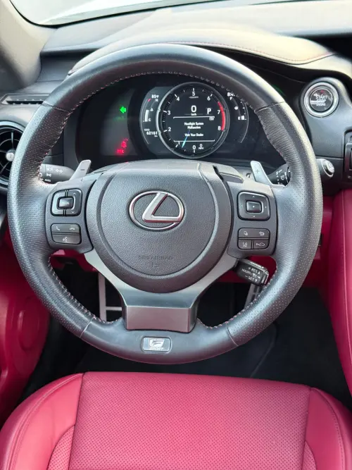 لكزس IS 350 F Sport 2024 مستعملة 3 5 بنزين - لون أبيض