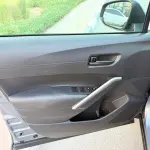 2022 Toyota Corolla Cross Full Option Petrol - Silver  - Thumbnail 10