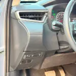 2022 Toyota Corolla Cross Full Option Petrol - Silver  - Thumbnail 22