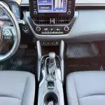 2022 Toyota Corolla Cross Full Option Petrol - Silver  - Thumbnail 25