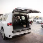 تويوتا لاندكروزر LC300 GXR 2026 جديدة 4.0L بنزين  -  لون أبيض - Thumbnail 25