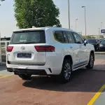 Toyota Land Cruiser 3.5L VXR 2026 Petrol White Exterior Red Interior - Thumbnail 5