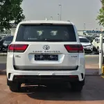 Toyota Land Cruiser 3.5L VXR 2026 Petrol White Exterior Red Interior - Thumbnail 6