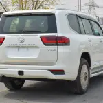 Toyota Land Cruiser VXR 3.5L Petrol 2026 Model Year White Color Exterior - Thumbnail 5