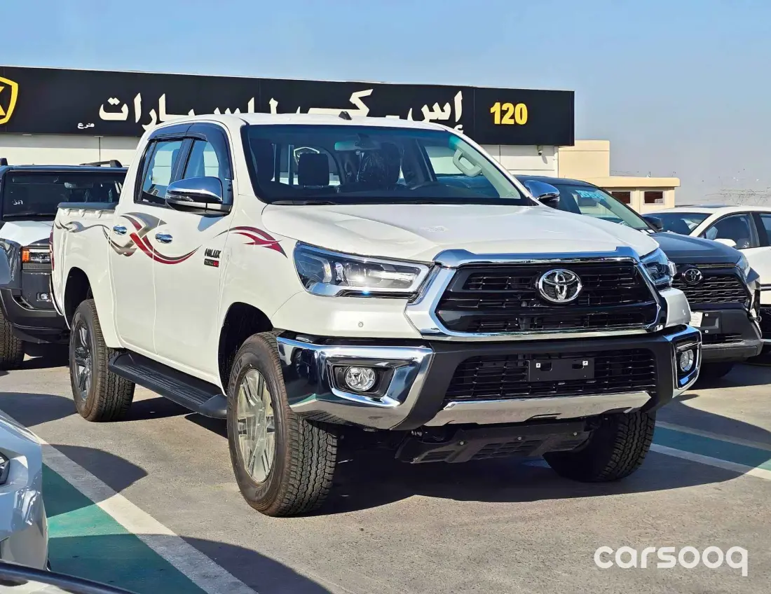 Toyota Hilux SR5 2026 Model Year 2.4L Diesel A/T White Exterior - Photo 3
