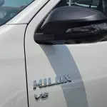 Toyota Hilux SR5 Adventure 2026 4.0L V6 White Exterior Grey Interior - Thumbnail 7