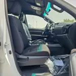 Toyota Hilux SR5 Adventure 2026 4.0L V6 White Exterior Grey Interior - Thumbnail 10