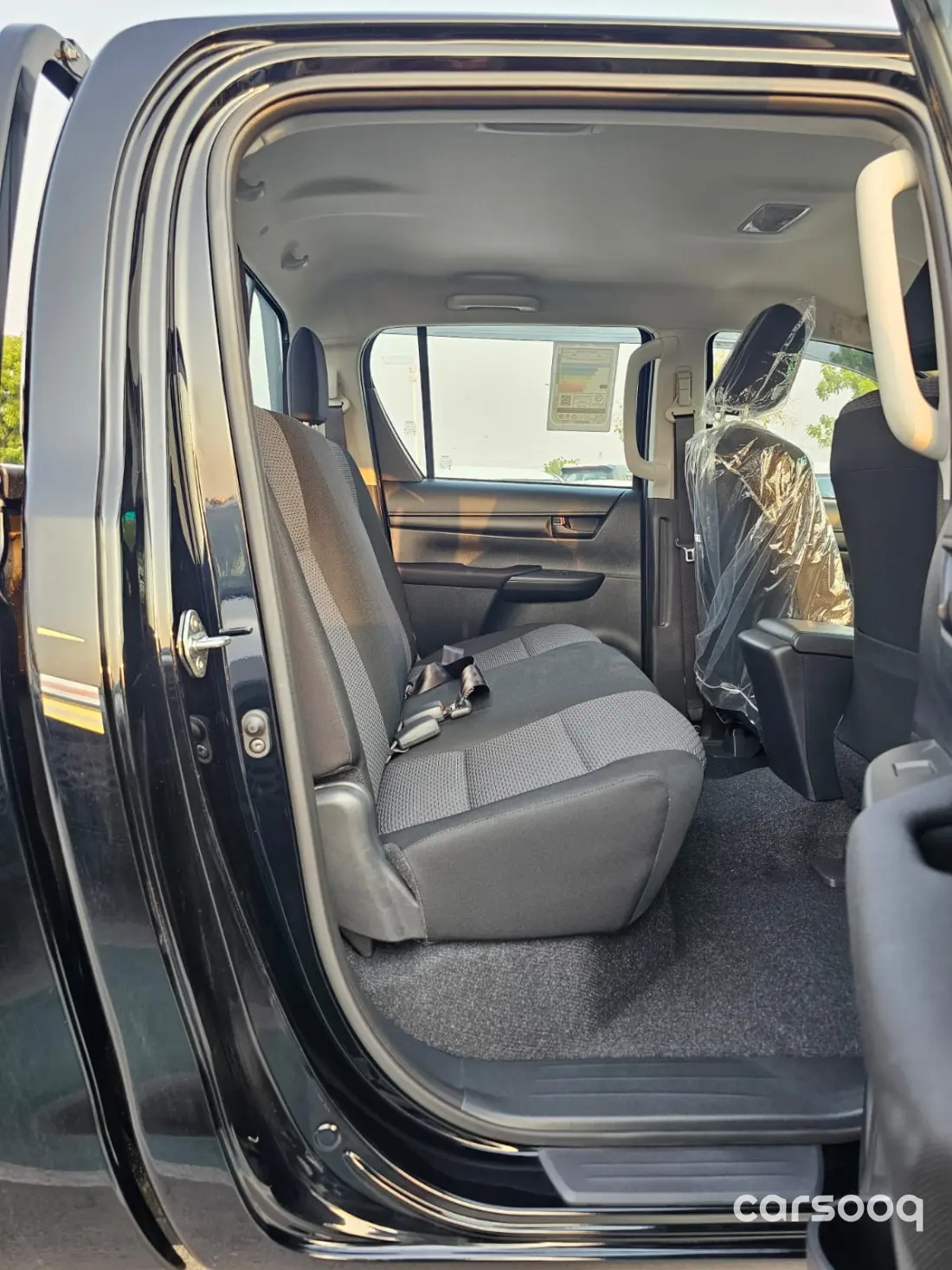 Toyota Hilux 2.7L Automatic GCC 2026 Black Exterior Grey Interior - Photo 11